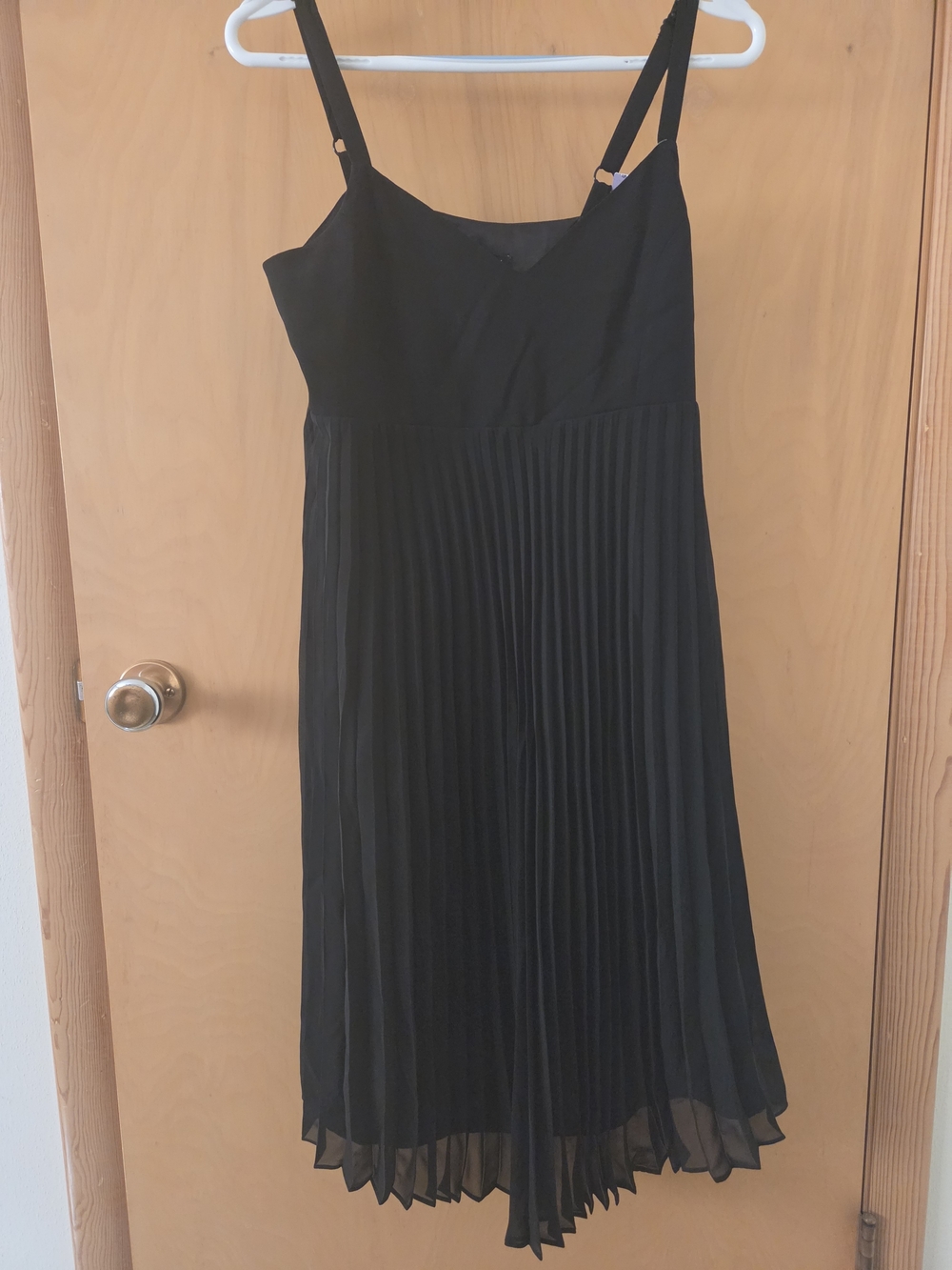 GAP Maternity Black Pleated Midi Dress with Spaghetti Straps
